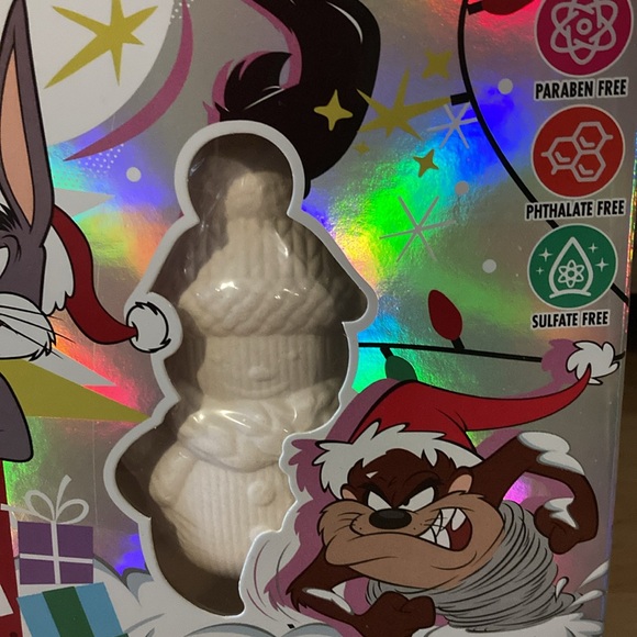 BRAND NEW BATH BOMB SET! NIB! NWT! SMOKE FREE HOME! - Picture 7 of 8